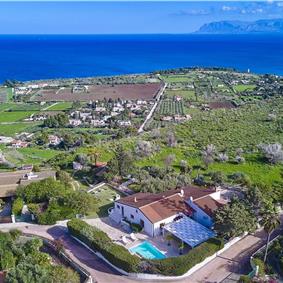3 bedroom villa with pool and sea views near Scopello, sleeps 6